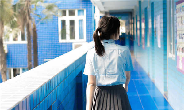 阜平如何找到一个可以帮助我生孩子的女人？
